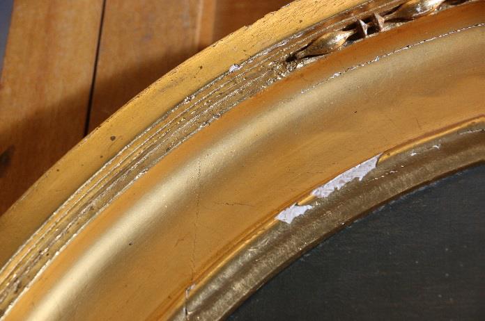 En af de forgyldte rammer manglede sin perlestaf og havde derudover en del op-og afskalninger. Foto: Nationalmuseet, Mikala Bagge